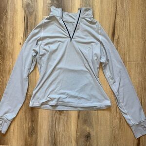 Women's Gray Zip-Up Sweater